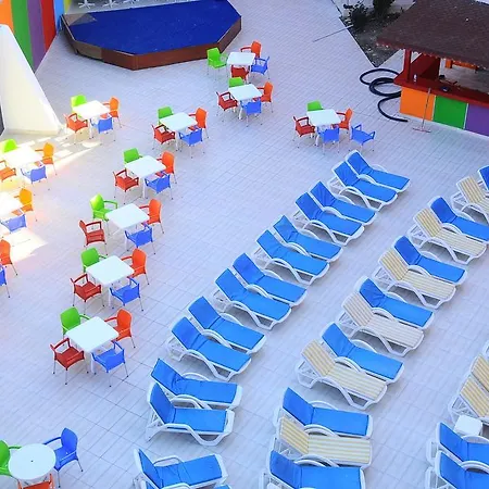 Rainbow Castle Hotel
