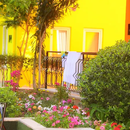 Rainbow Castle Hotel 3*