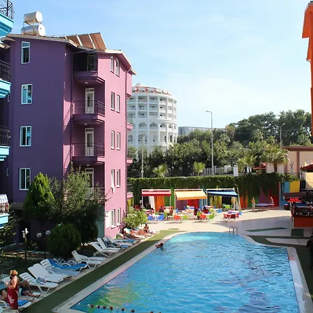 Rainbow Castle Hotel Side